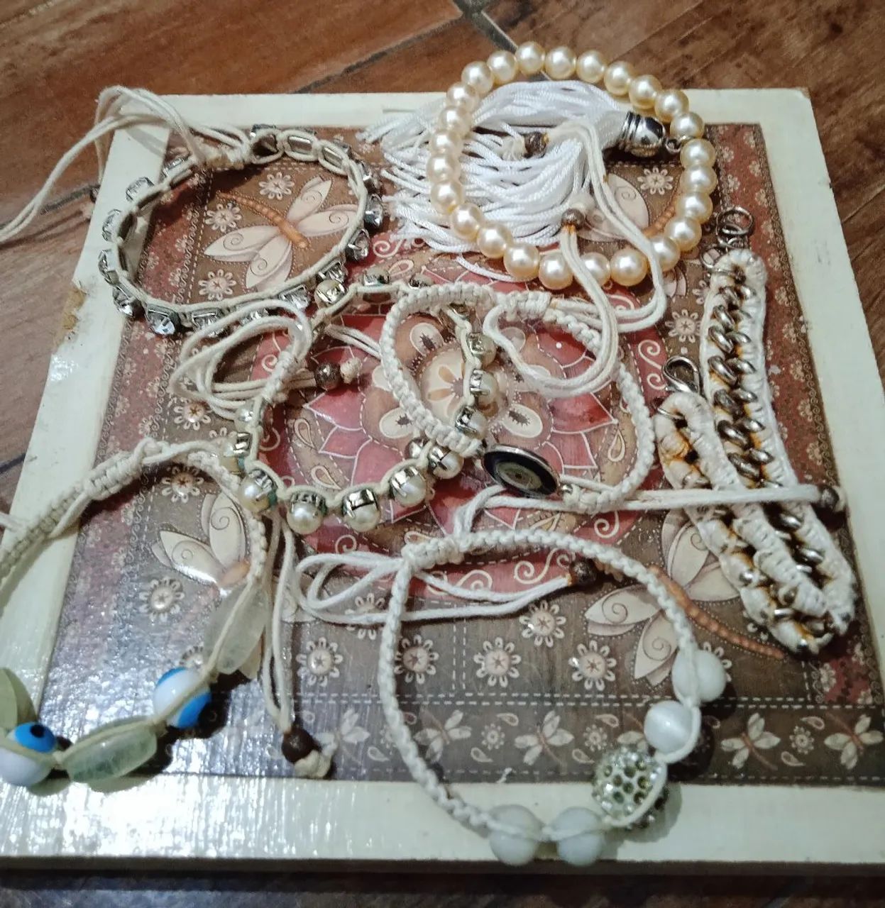 Pulseiras em macramê - Foto 4