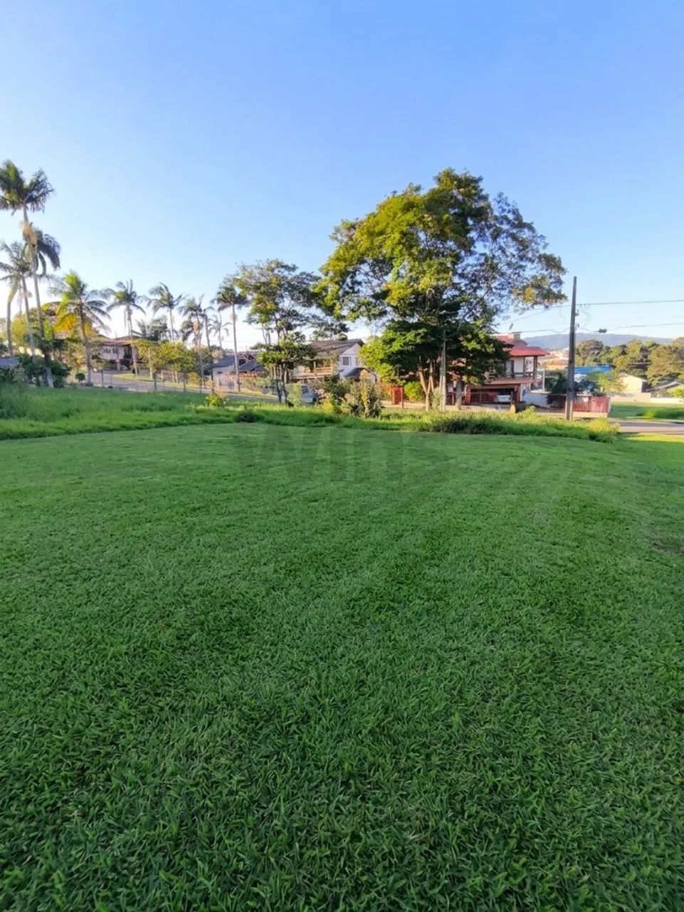 Terreno em loteamento tranquilo e de ótimo padrão - 432m² - Foto 4