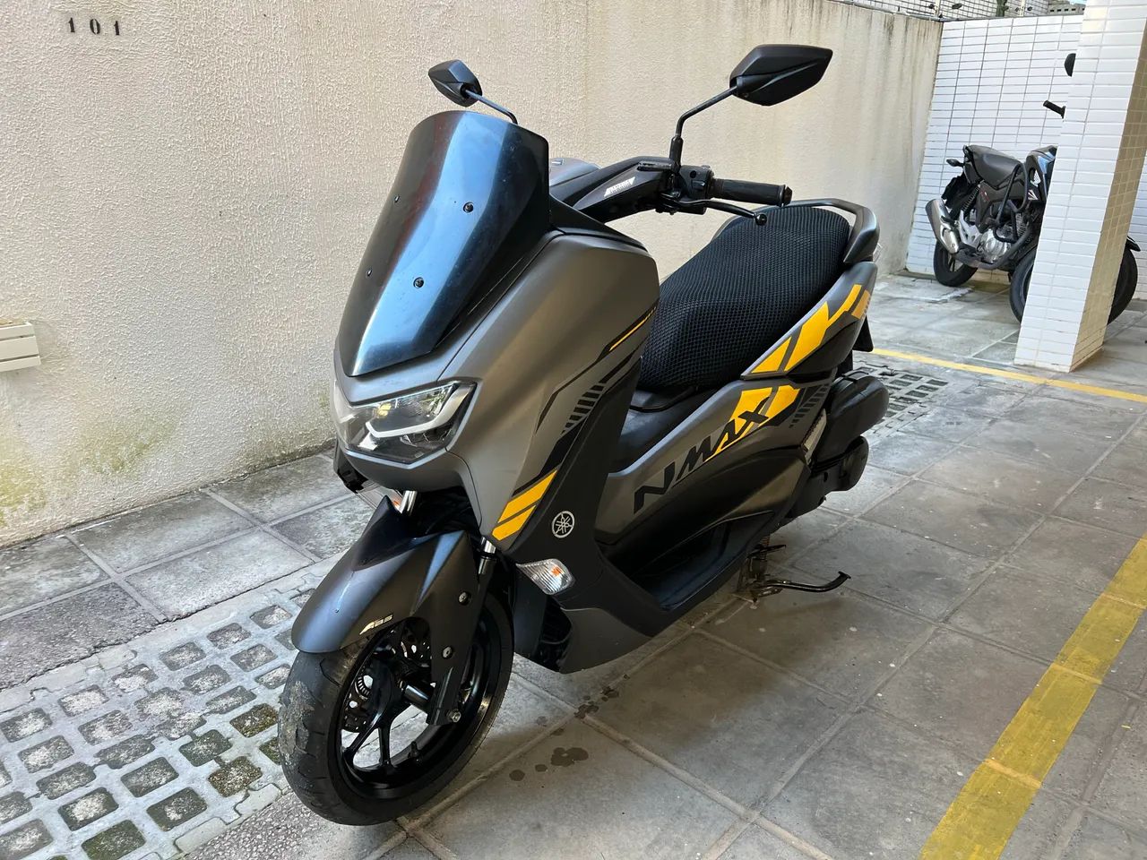 YAMAHA NMAX 2023 