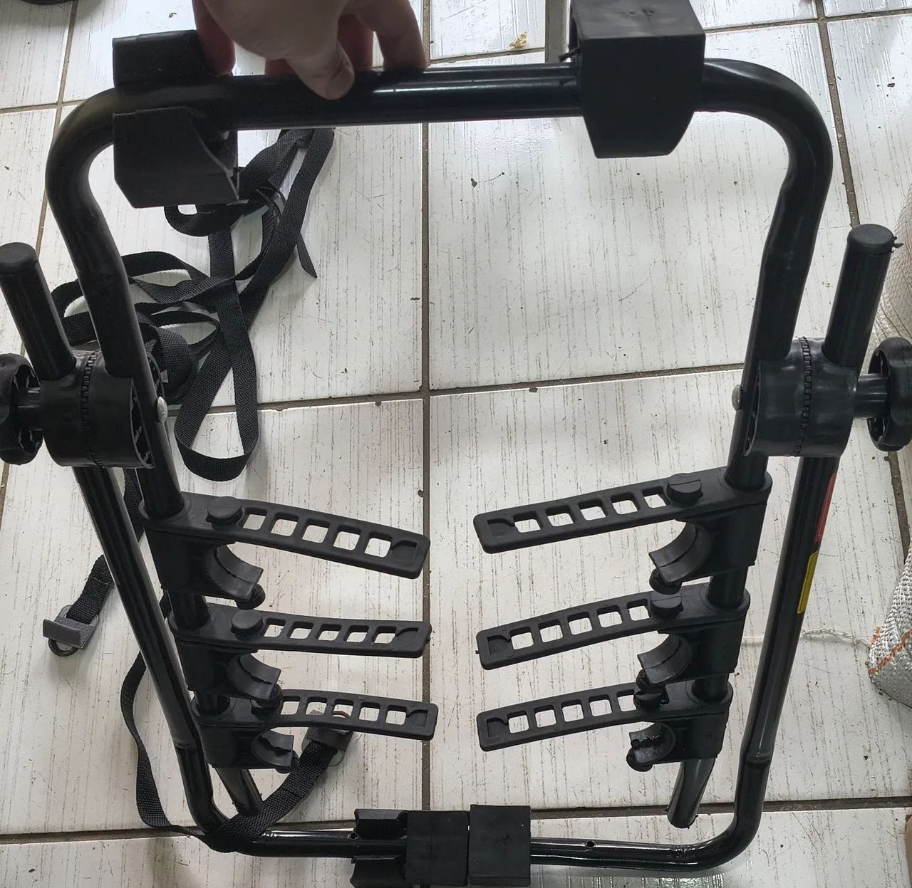 Suporte para bicicleta, semi nova  - Foto 2