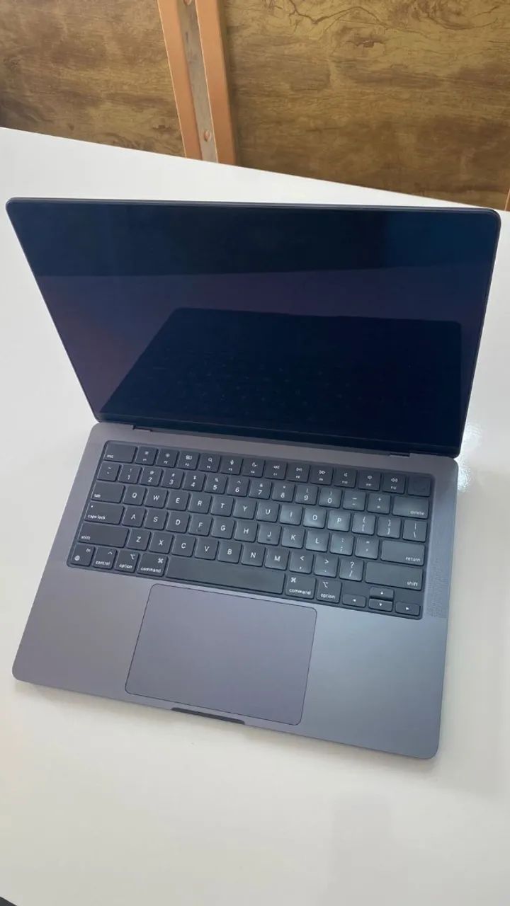 MacBook Pro M3 Pro 18GB 512GB 14
