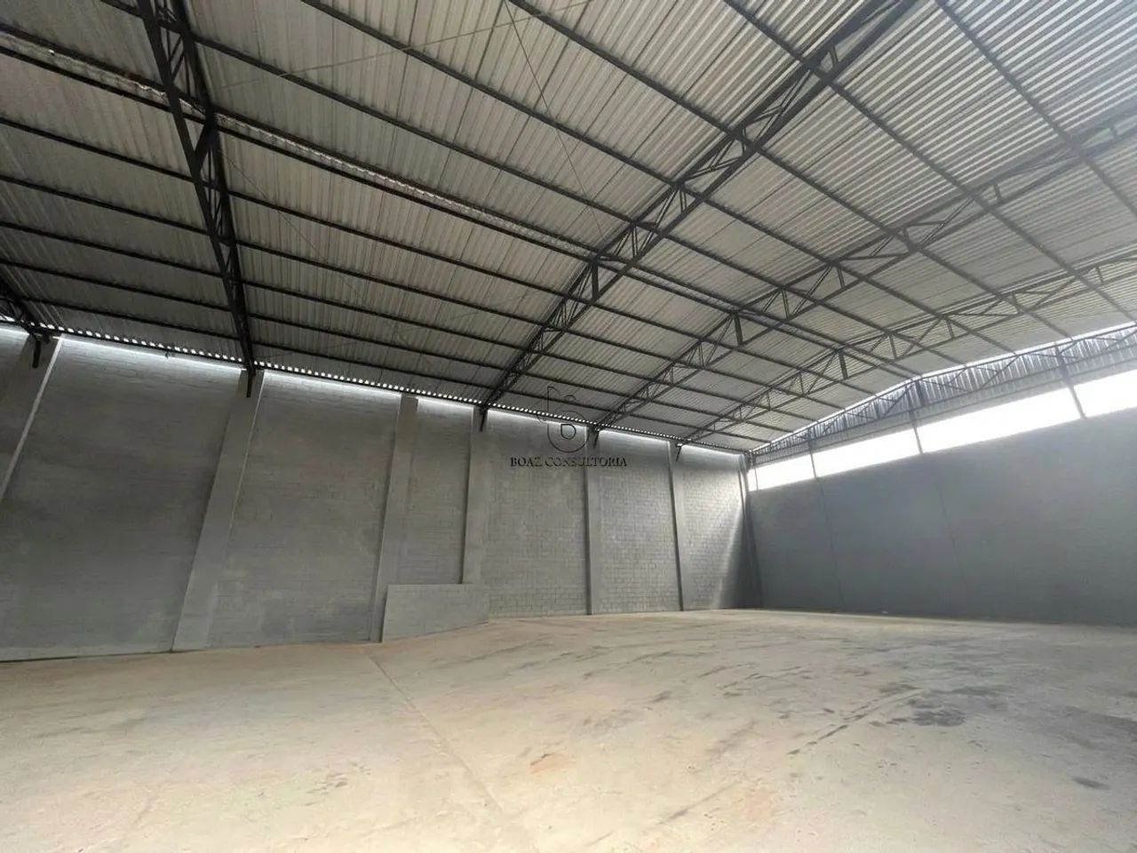 Galpão com Estrutura para Ponte Rolante e Subsolo em Sorocaba/SP