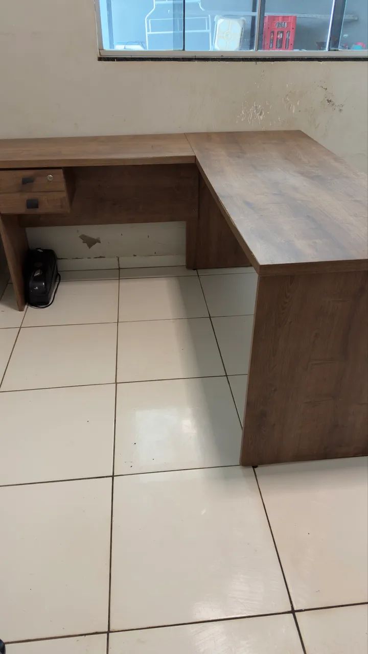 Mesa de escritório em L - Foto 4