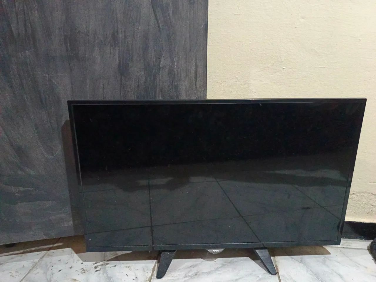 Vendo TV 32 polegadas para retirada de peças