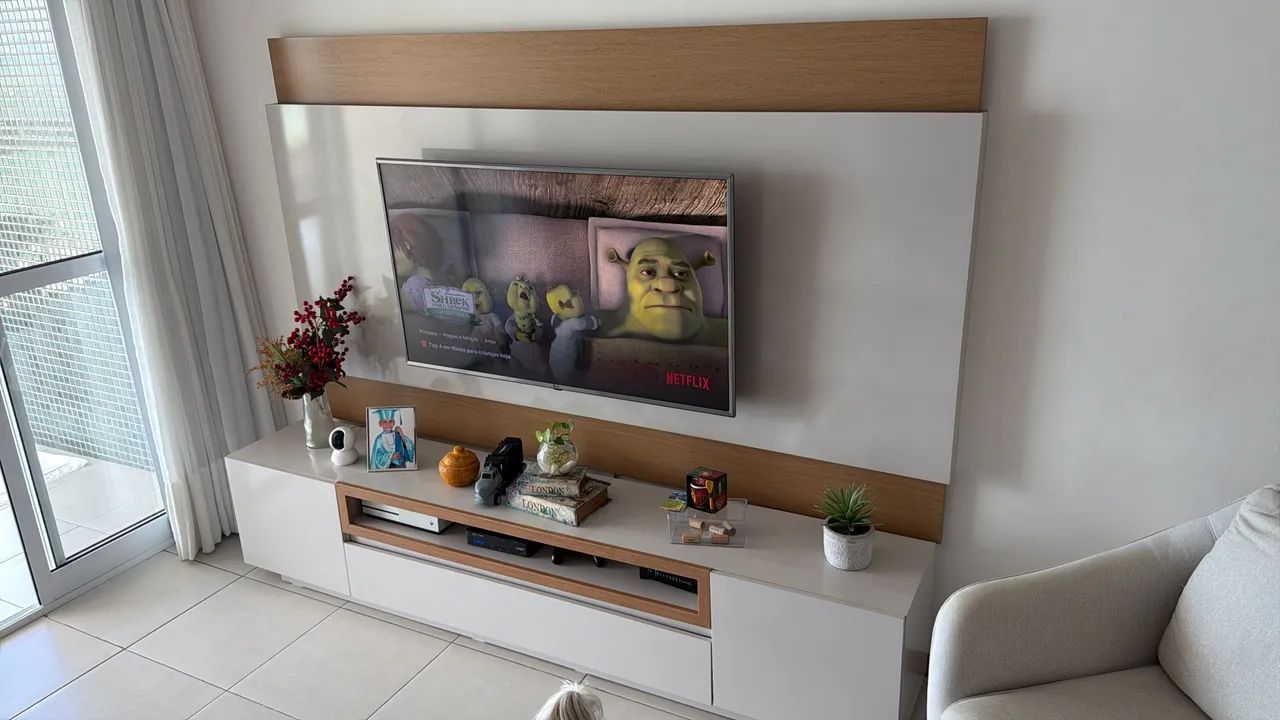 Painel e rack Off White
