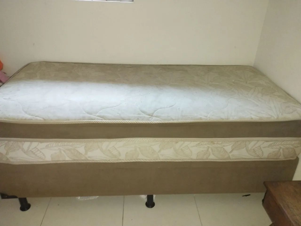 Cama solteiro 