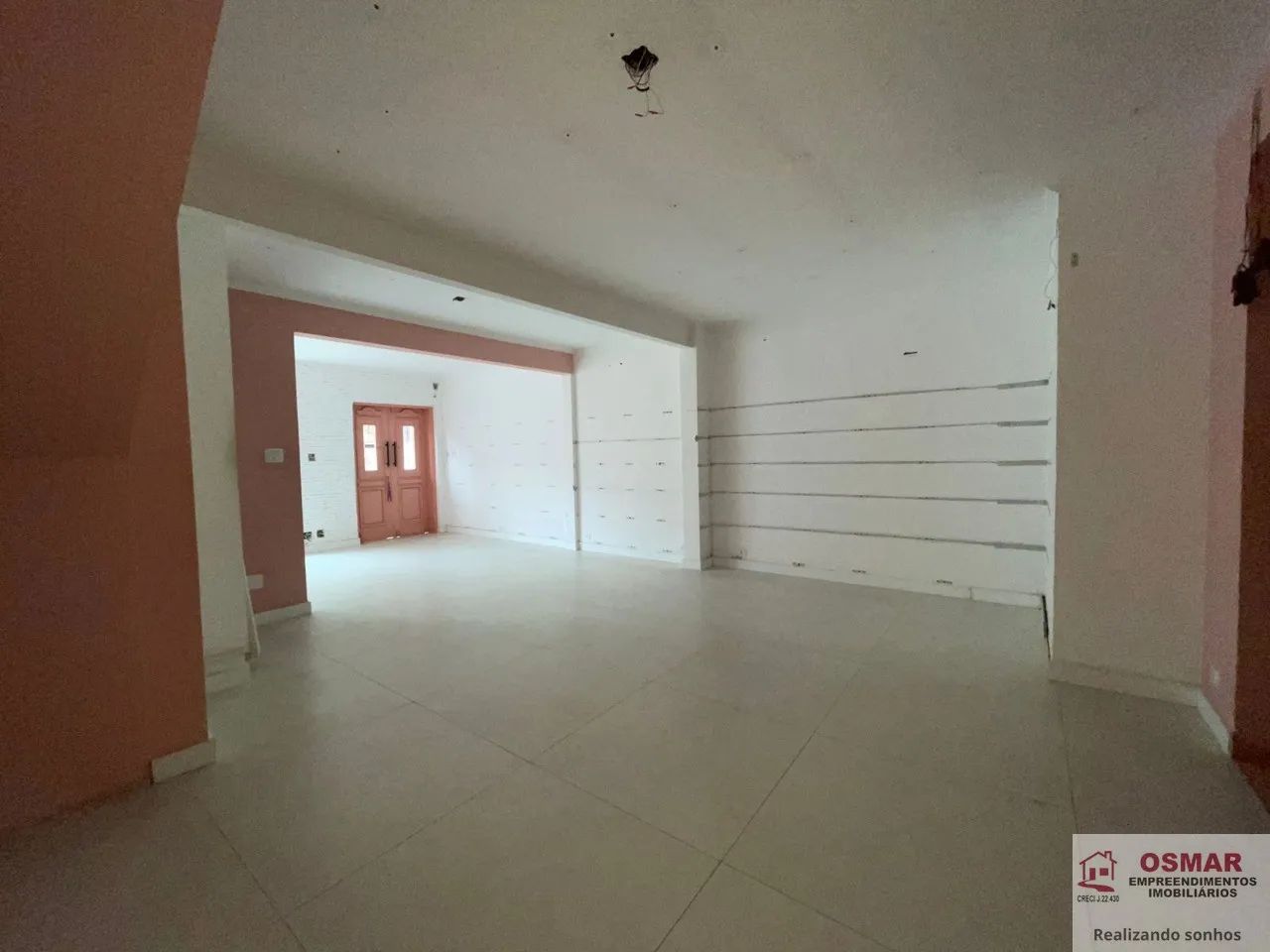 Imperdível Casa Comercial à Venda em Santos-SP, Bairro Embaré: 5 Quartos, 3 Suítes, 1 Sala - Foto 2
