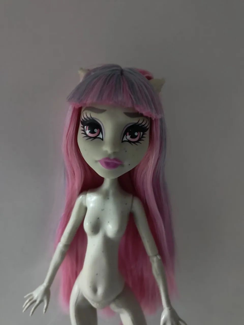 Corpo da Boneca Rochelle Goyle Básica Monster High  - Foto 2