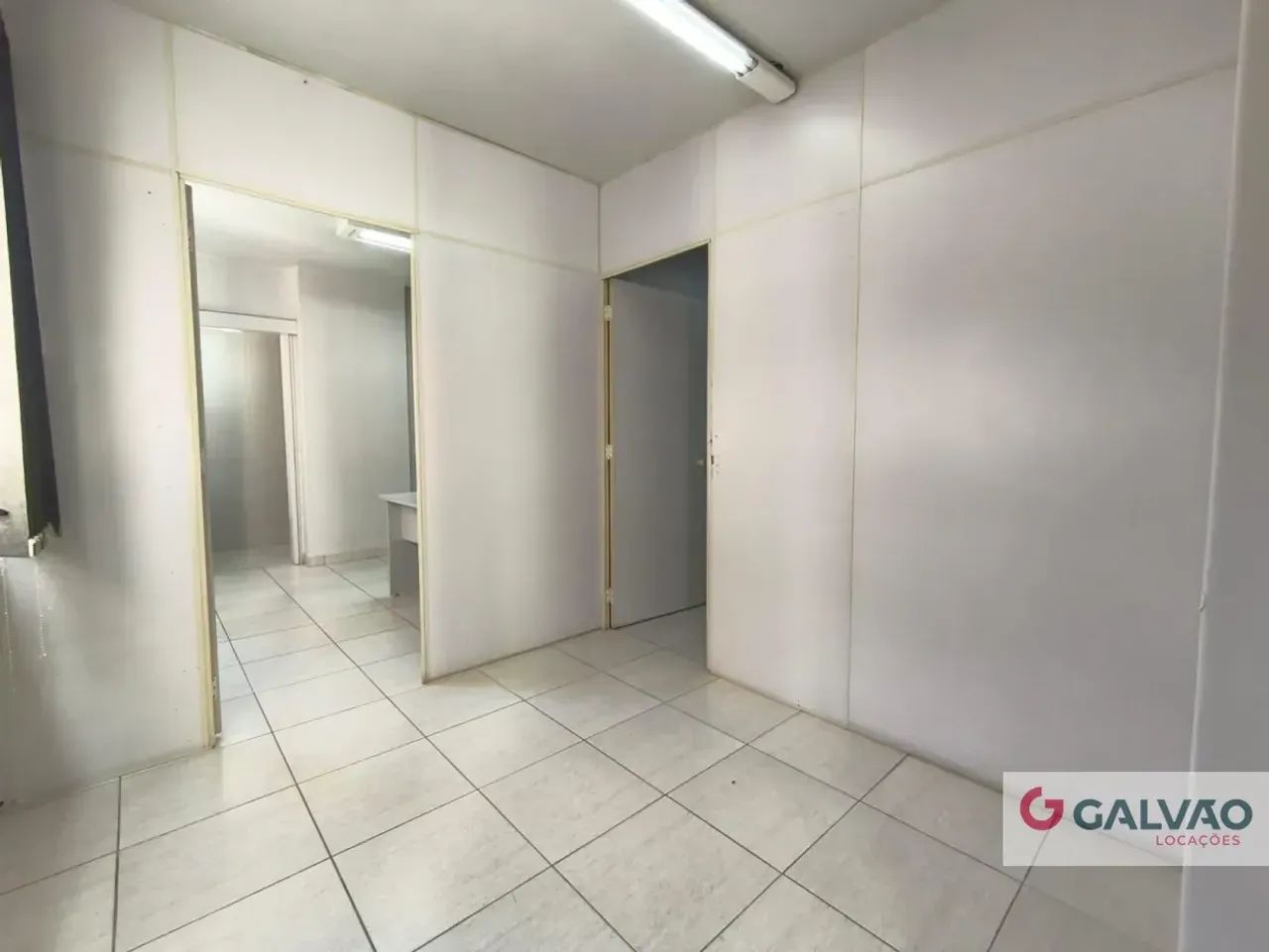Sala Comercial para Locação  Edifício Arnaldo Tha | Rua Marechal Deodoro  Curitiba - Foto 4