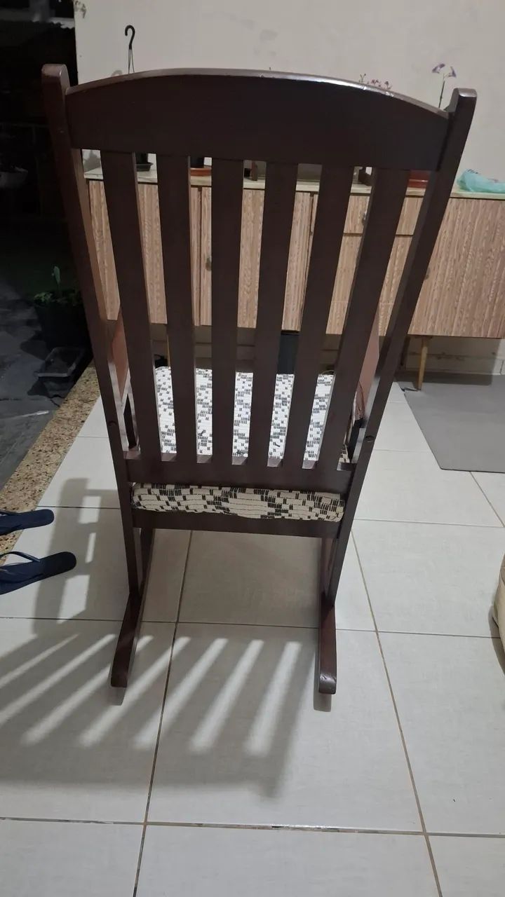 Cadeira de balanço  - Foto 4
