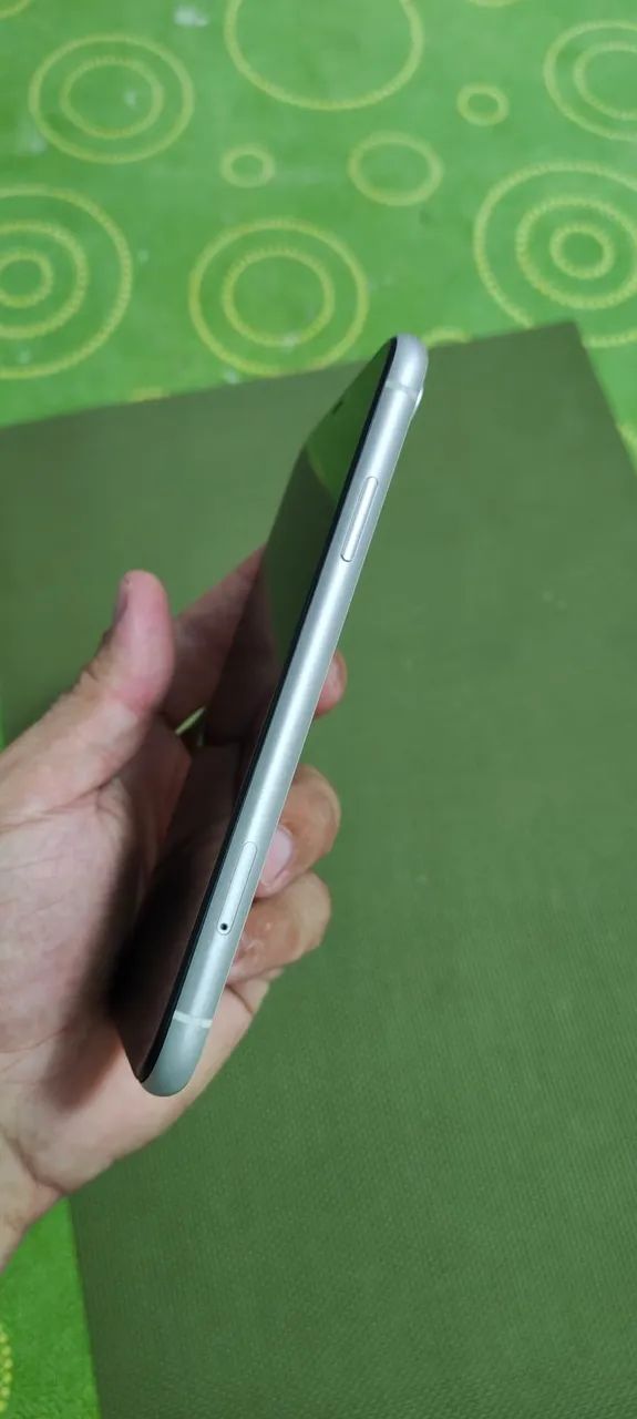 IPHONE XR 64GB BRANCO  - Foto 5