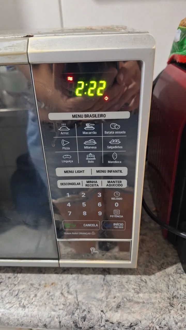 Micro-ondas LG 30L - Super conservado - Foto 5