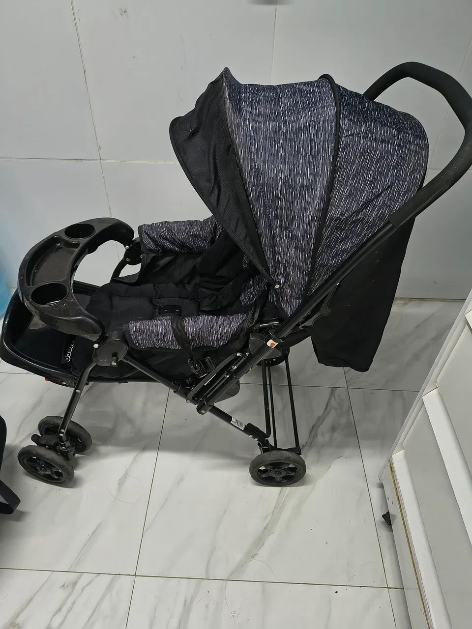 Carrinho e bebê conforto COSCO - Foto 2