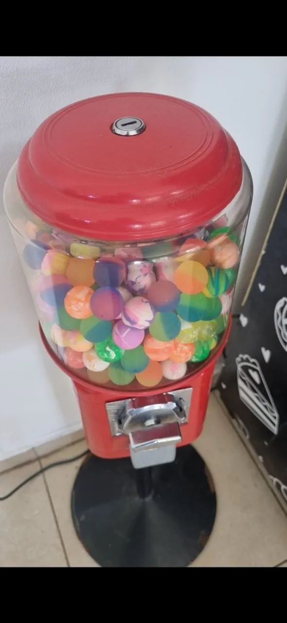Máquina De Bolinha Pula Pula  + Pedestal Redondo Vending Machine  + 400 BOLINHAS GRÁTIS  - Foto 5