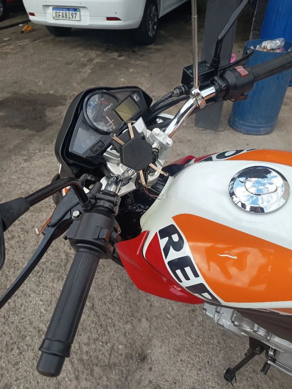 Honda CB300 - Foto 3