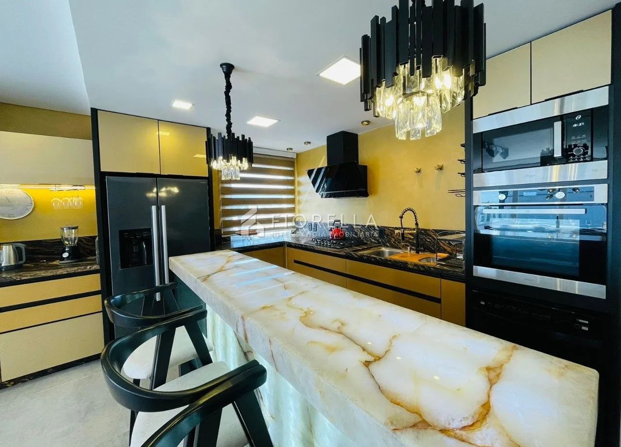 Cobertura Duplex 5 suítes | 264 m² | Design Alto Padrão com vista mar