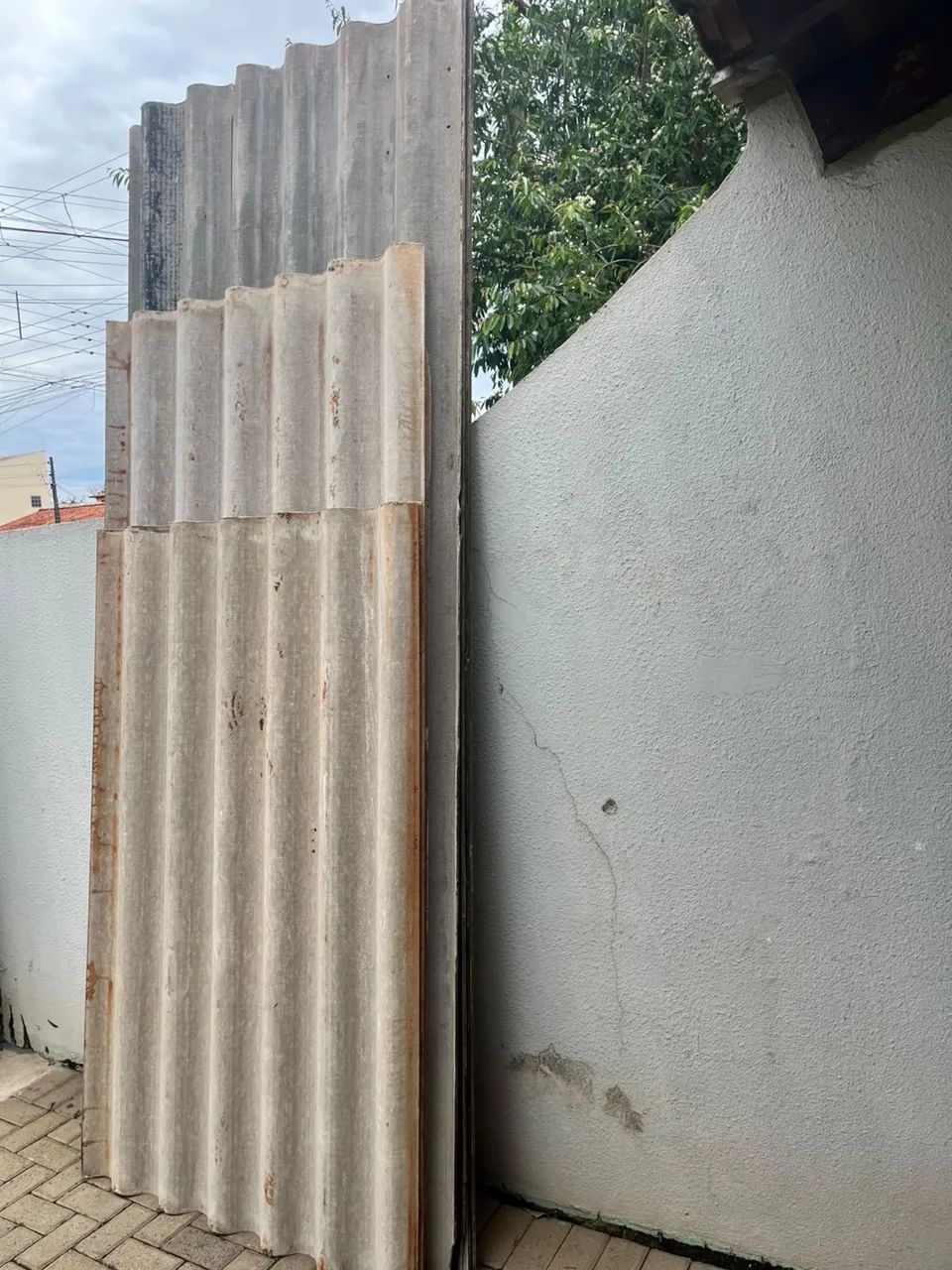 Vende se telhas de Eternit 