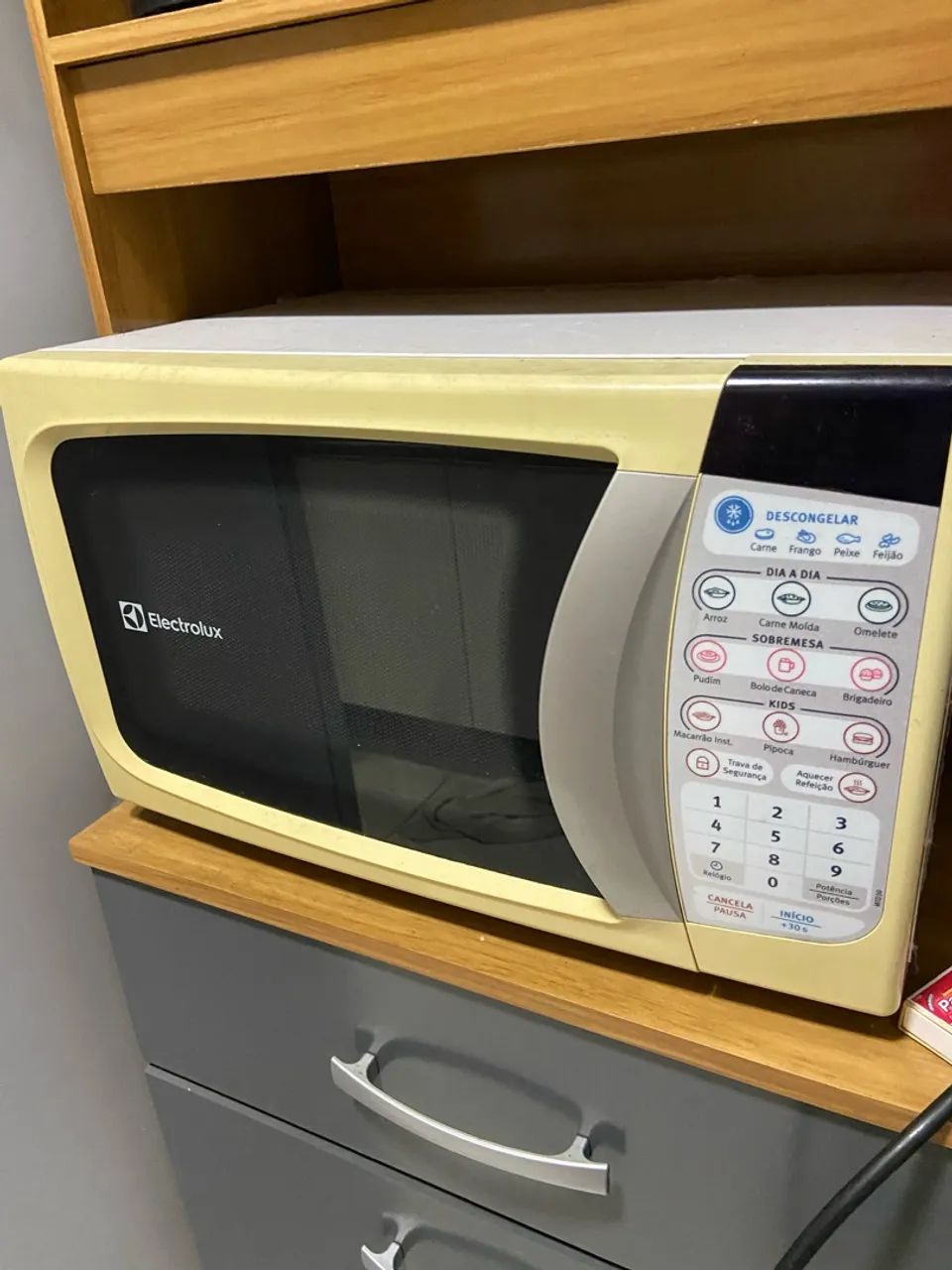 Vende-se microondas Electrolux 