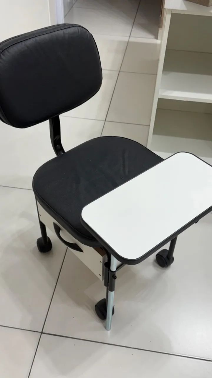 Cadeirinha de manicure e pedicure  - Foto 2