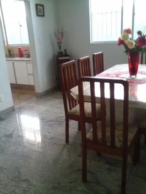 Casa com 3 quartos, um é suite,2 salas,garagem coberta e quintal B, Jardim Alvorada BH - Foto 3