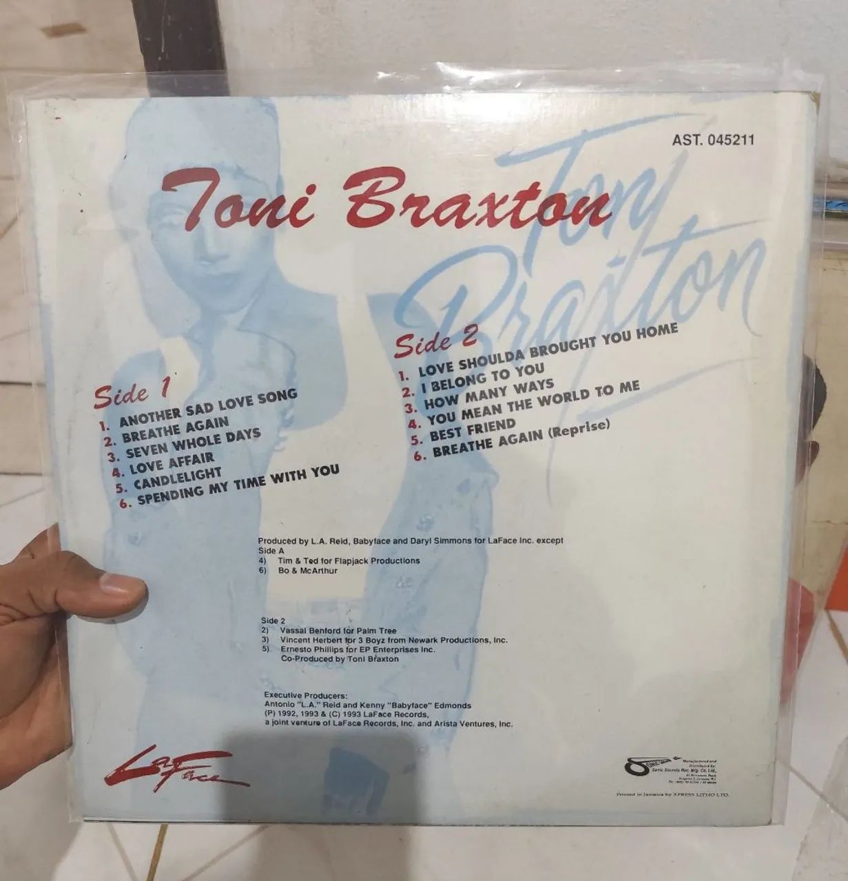 LP Toni Braxton  - Foto 2