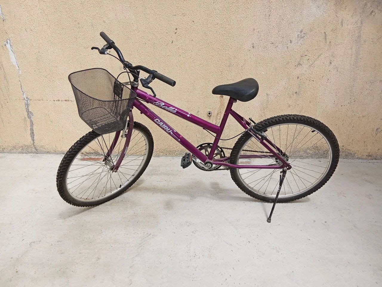 Bicicleta semi nova 