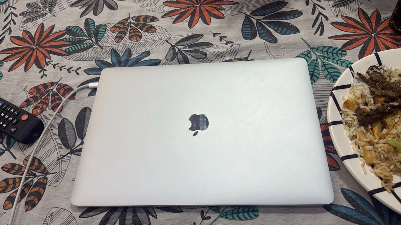 Macbook pro  - Foto 3