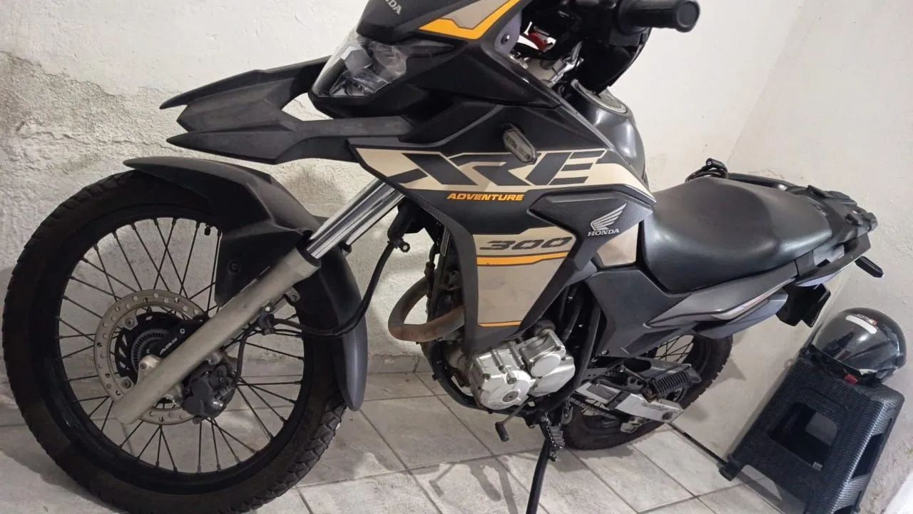 Honda XRE 300 - Foto 4