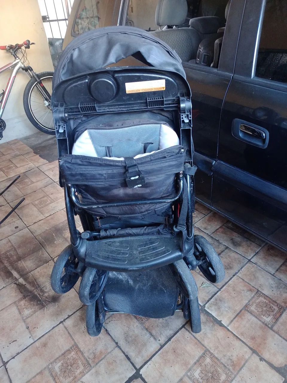 Vende-se carrinho de bebê - Foto 2
