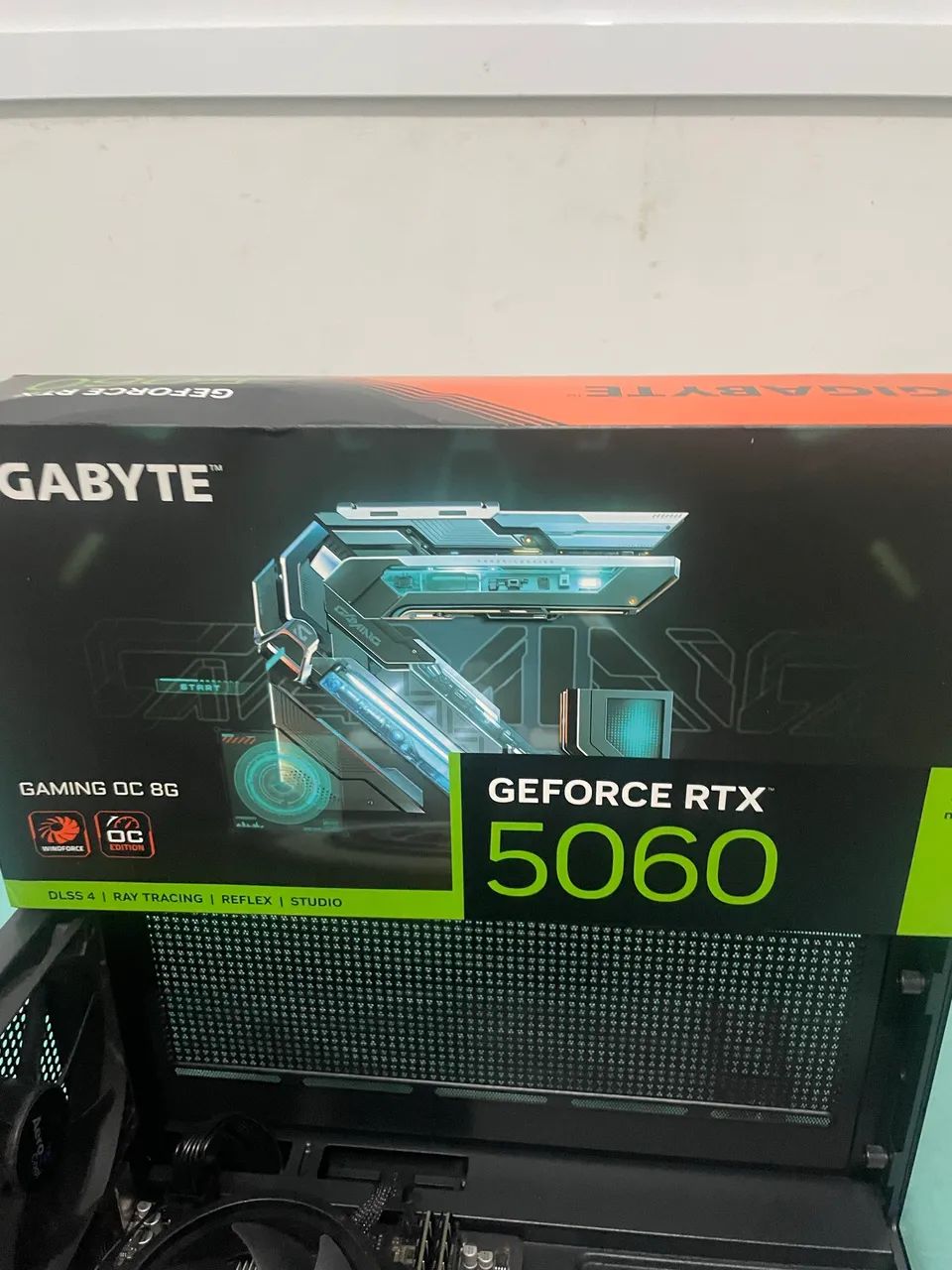 RTX 5060 GIGABYTE GAMING OC 8GB NOVA!!! - Foto 3