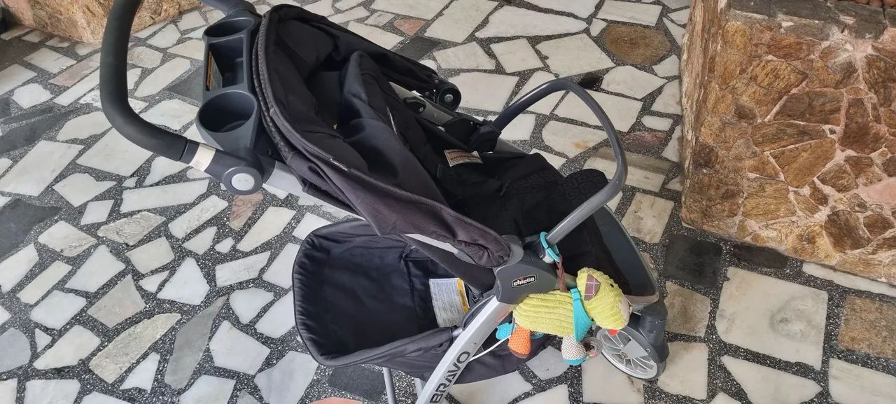Carrinho de Bebê Chicco Bravo - Foto 4