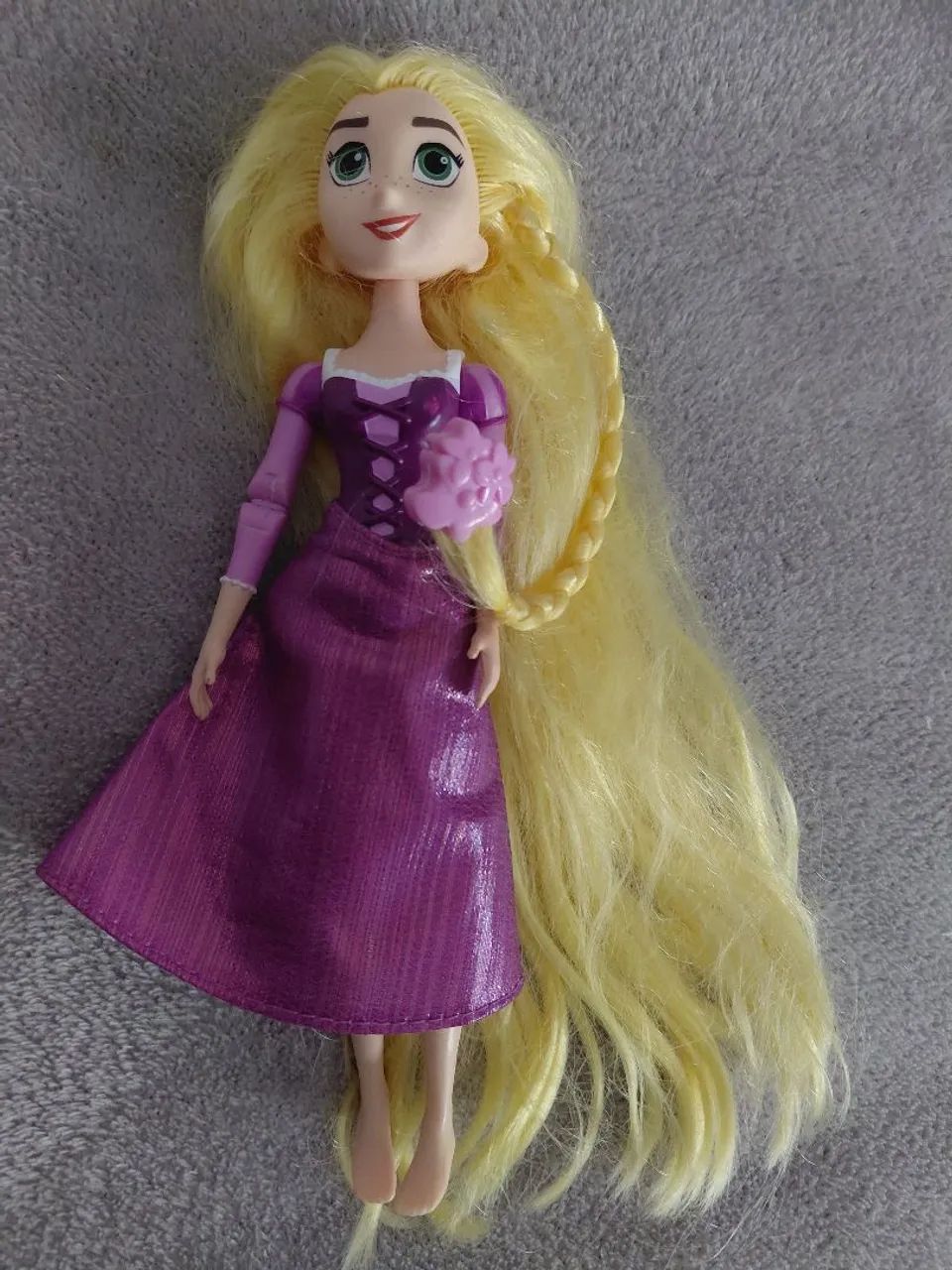 Boneca Rapunzel da Disney Enrolados