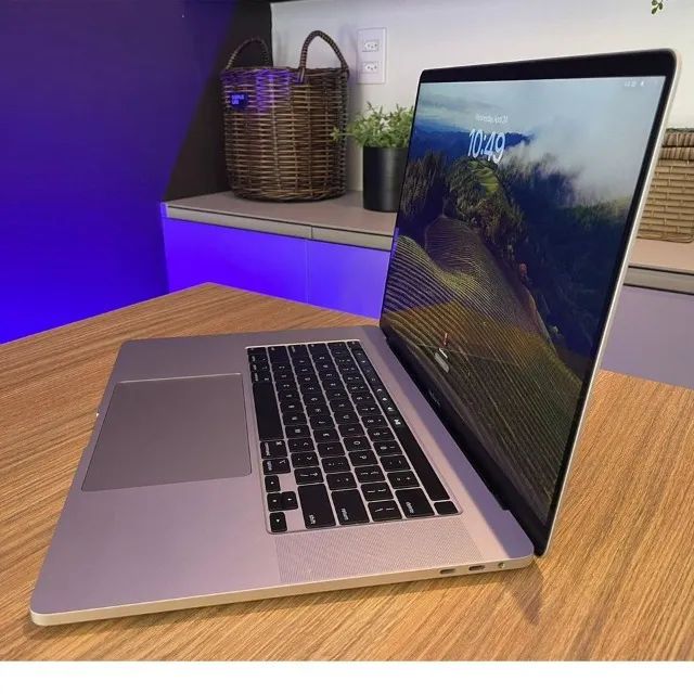 MacBook Pro 16 i9 32GB SSD 1TB Radeon 5500M 4GB - Notebooks