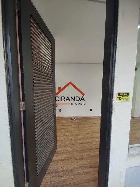 Sobreloja com Vitrine para Rua Augusta - Excelente Ponto Comercial! - Foto 2
