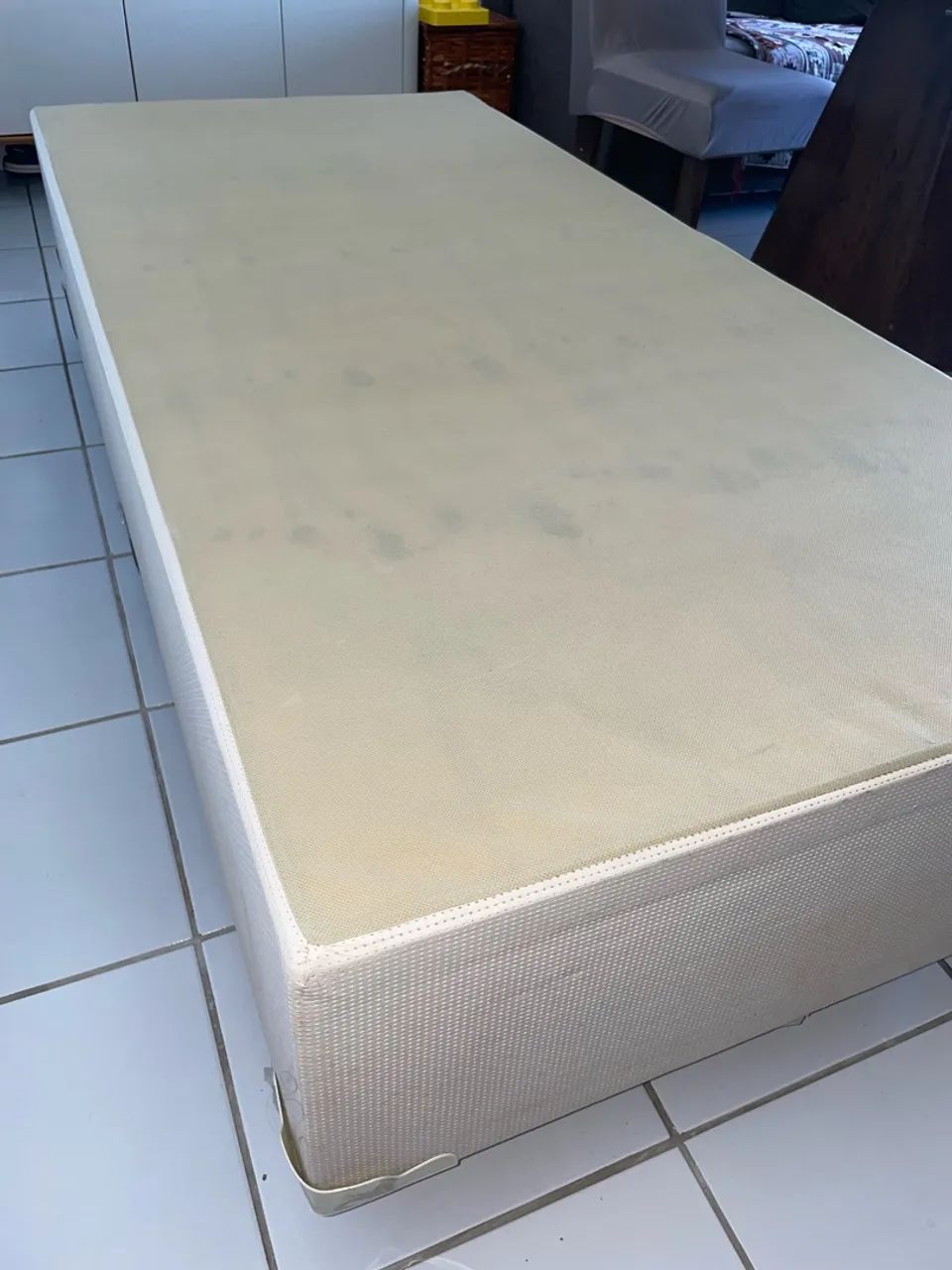 Base box solteiro