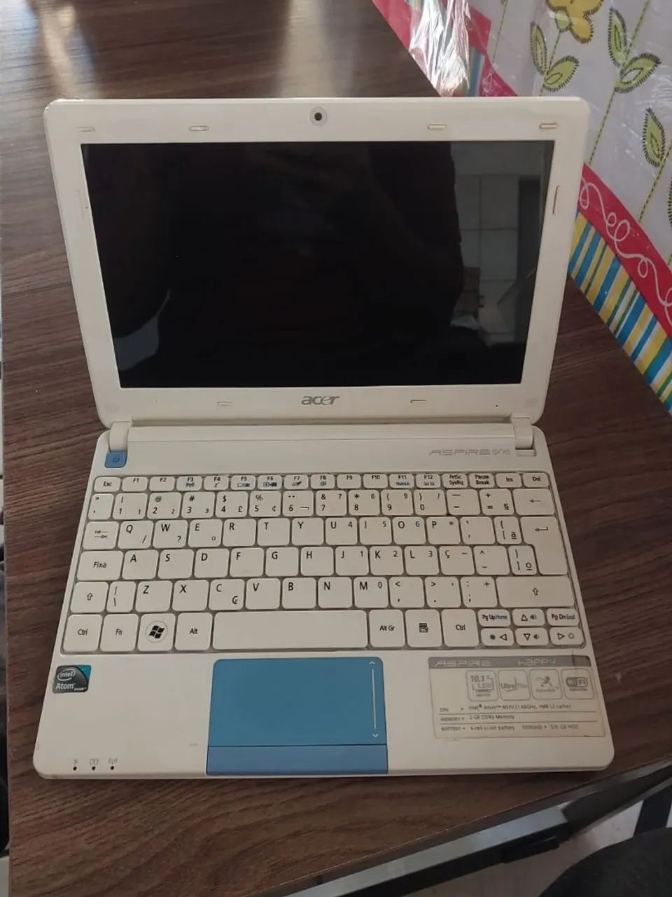 Computador portátil leia anúncio 