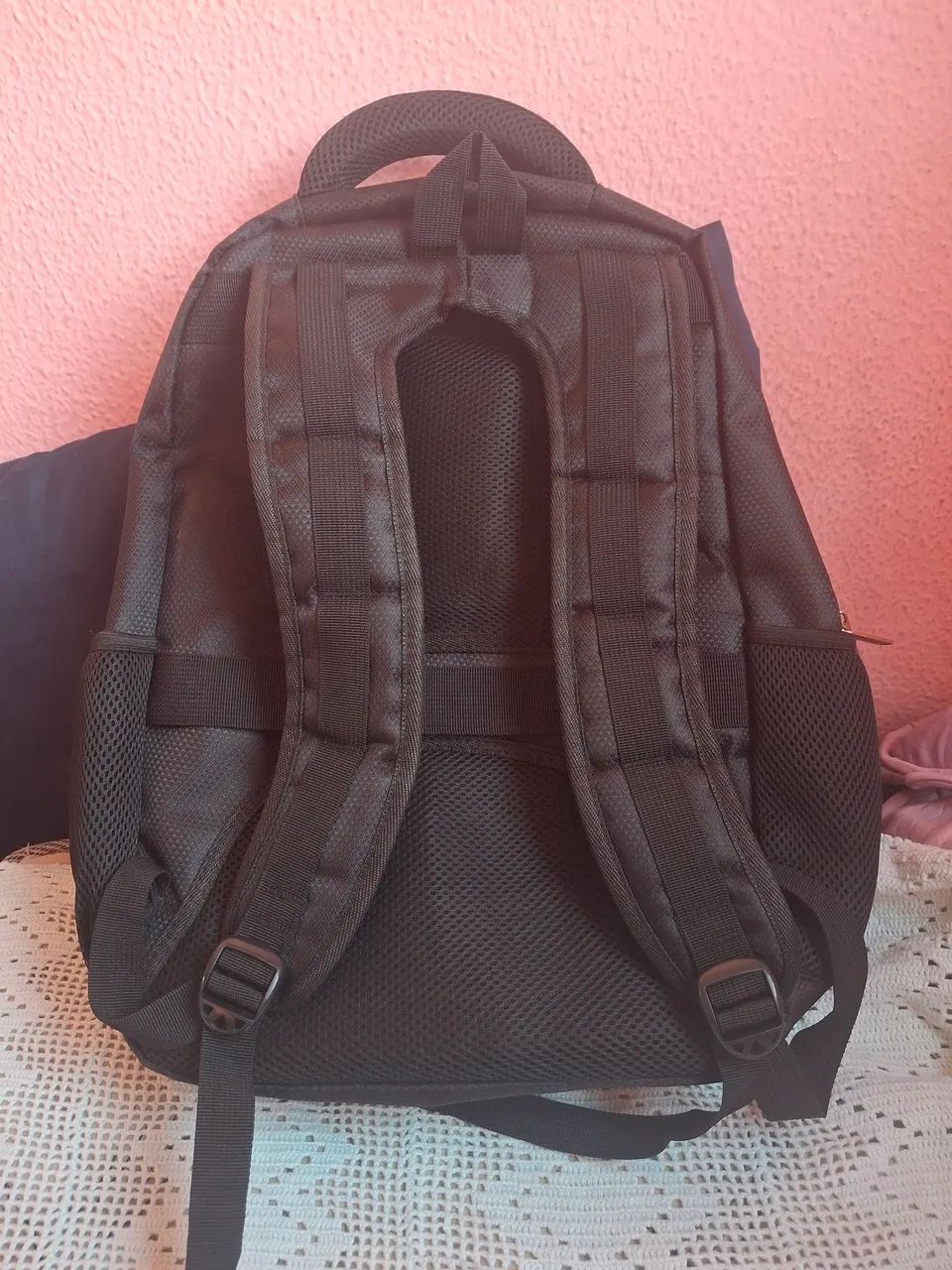 Vendo Mochila. Preta - Foto 4