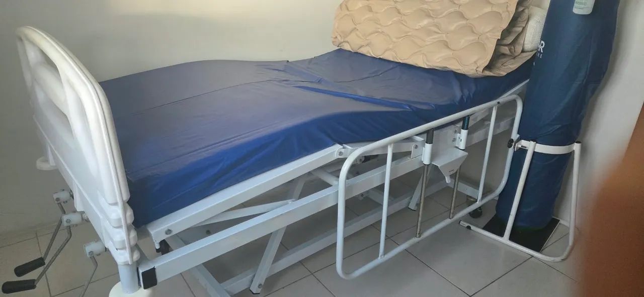 Cama hospitalar 3 manivelas 