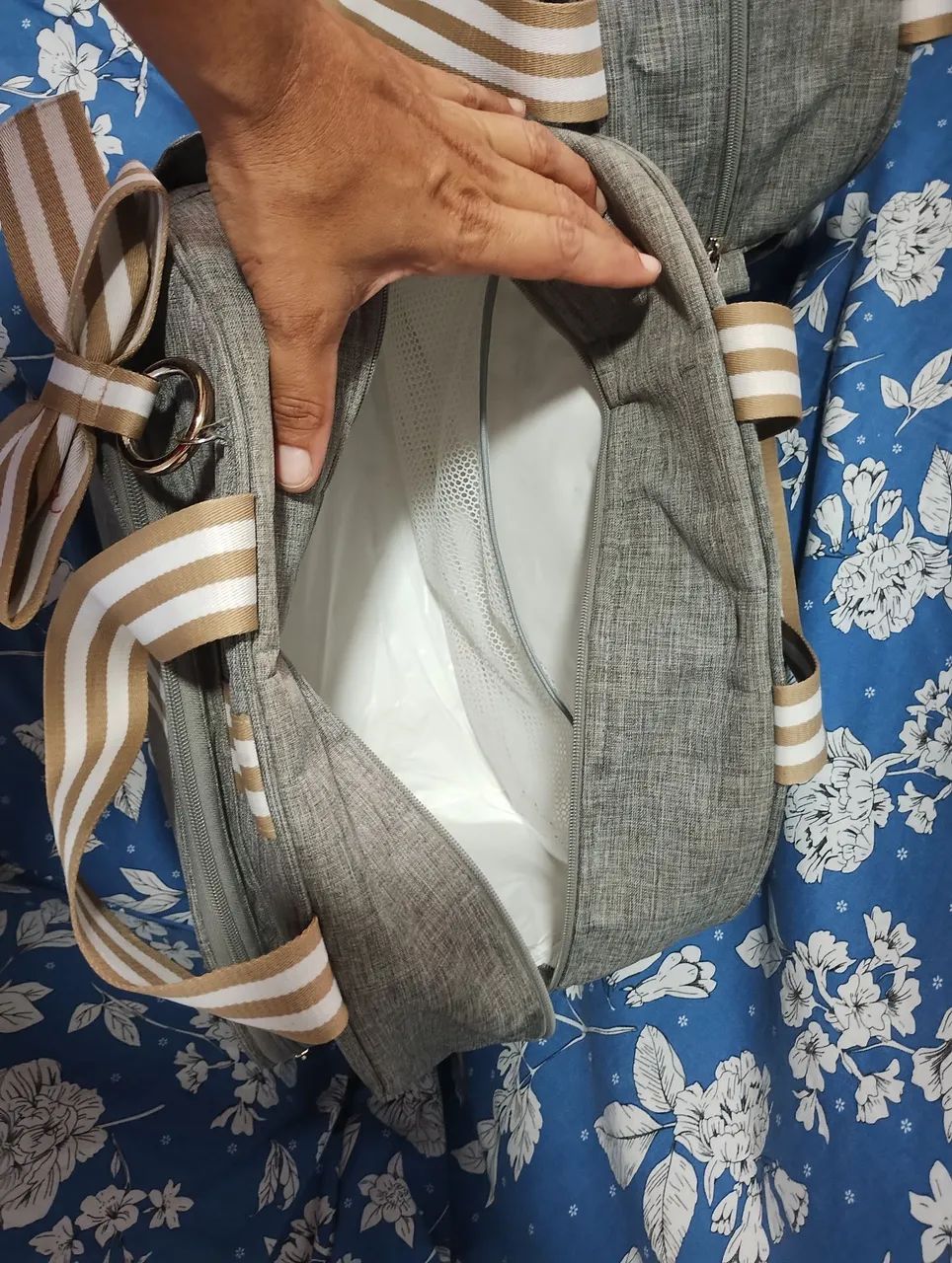 Vendo Cj de bolsas para bebê, maternidade pouco usada - Foto 3