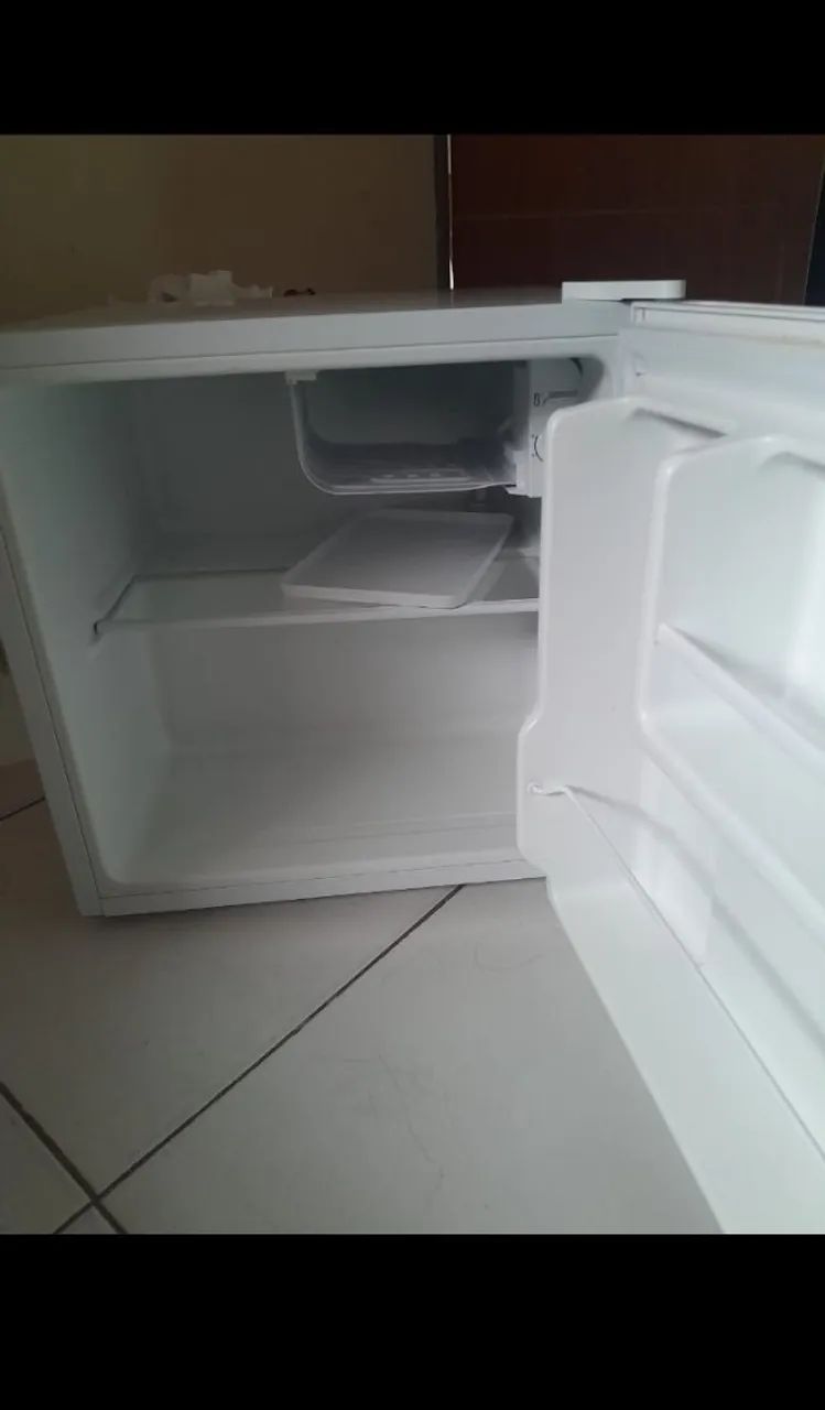 Frigobar Midea 45 litros  - Foto 2