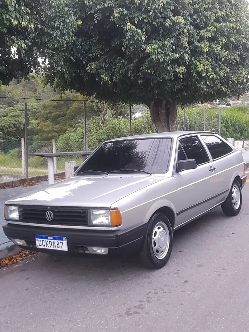 Volkswagen Gol Geração I GL 1.8 8V Álcool Mec. 2P 1988