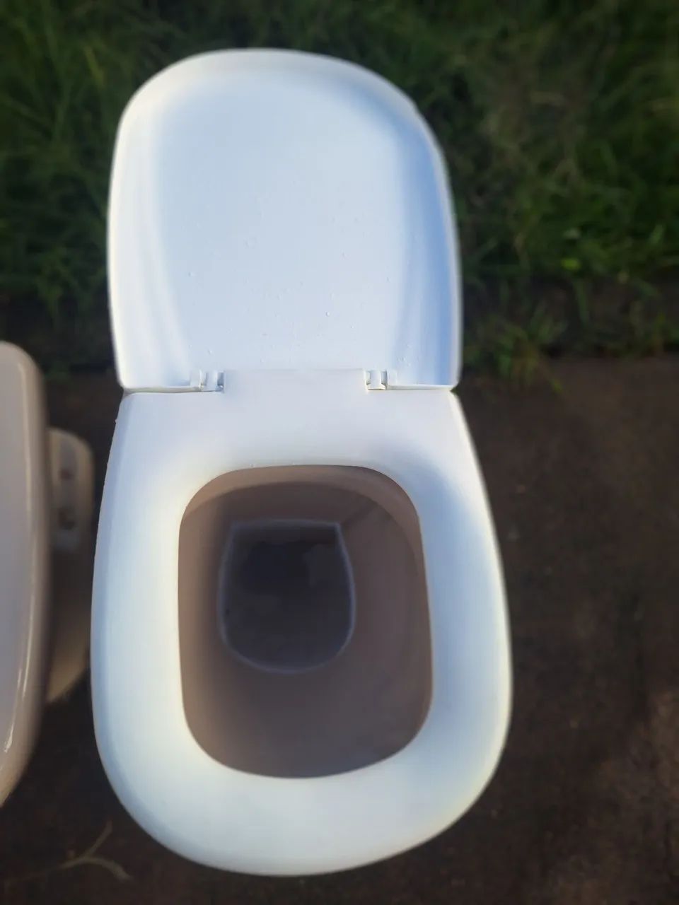2 vasos sanitários com tampa - Foto 3