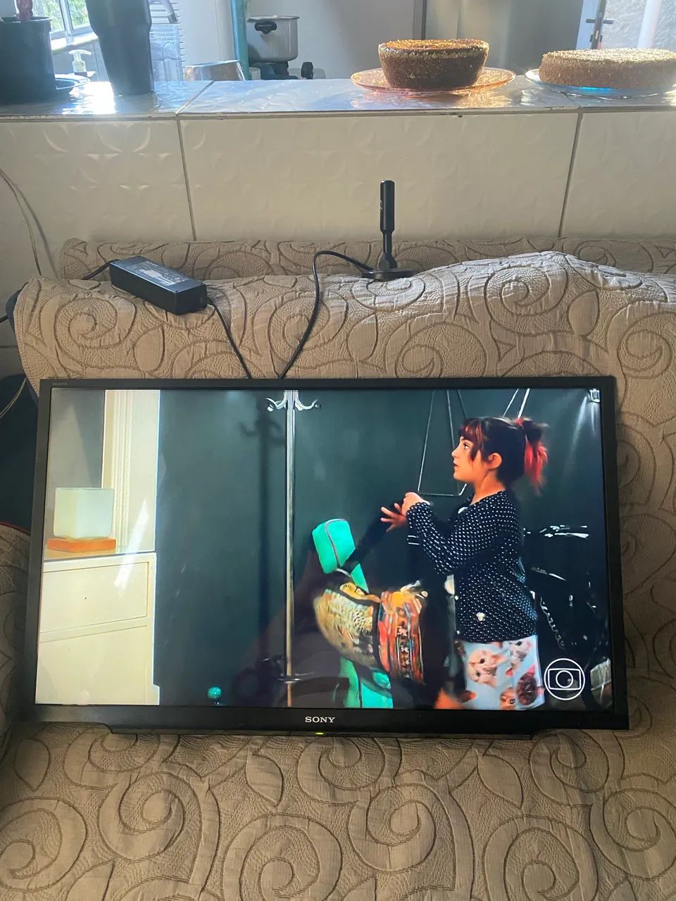TV Sony 32", Smart, em perfeito estado e funcionando normalmente. - Foto 2