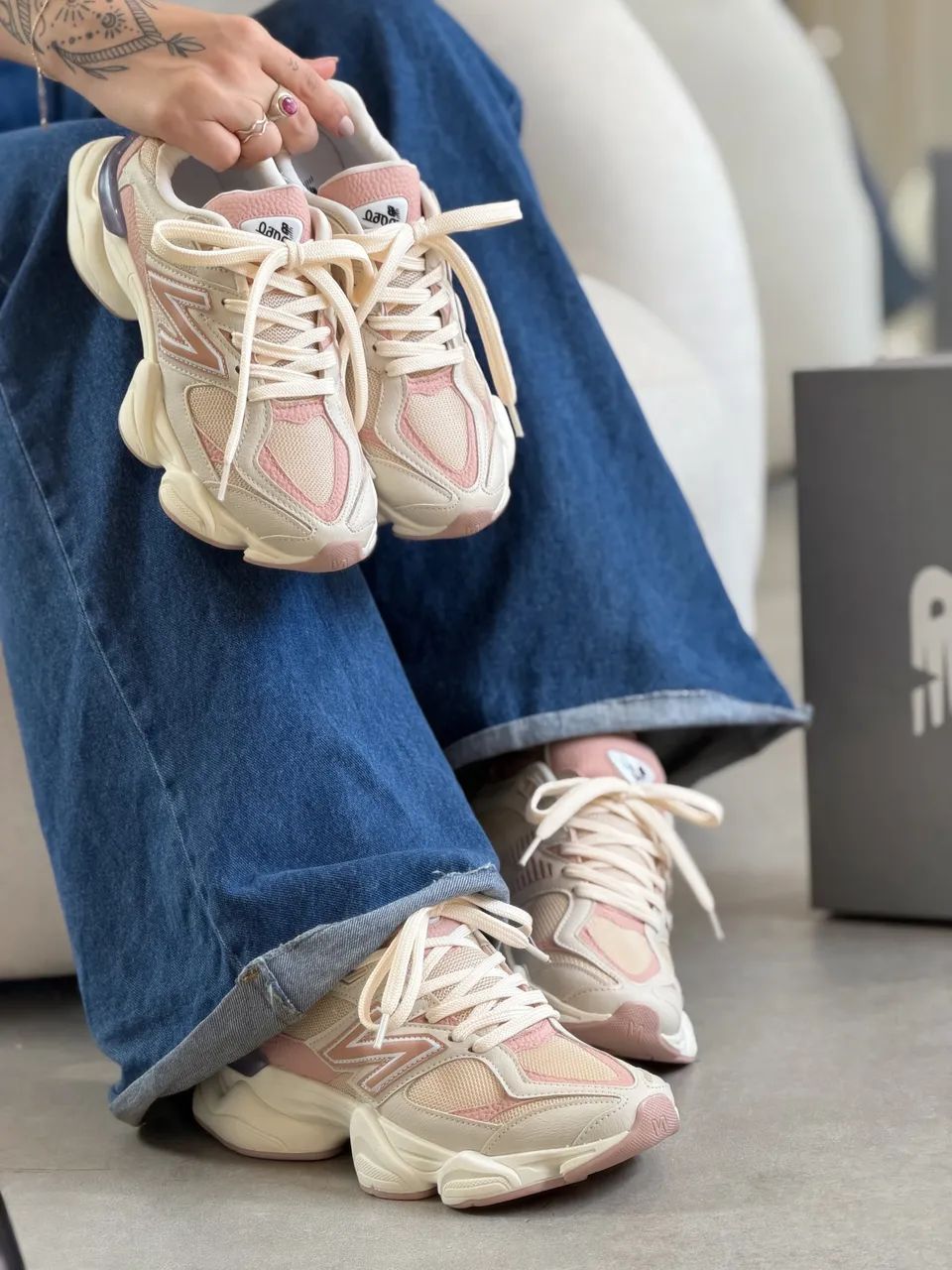 Tênis new balance 9060 - off/rose - Foto 5