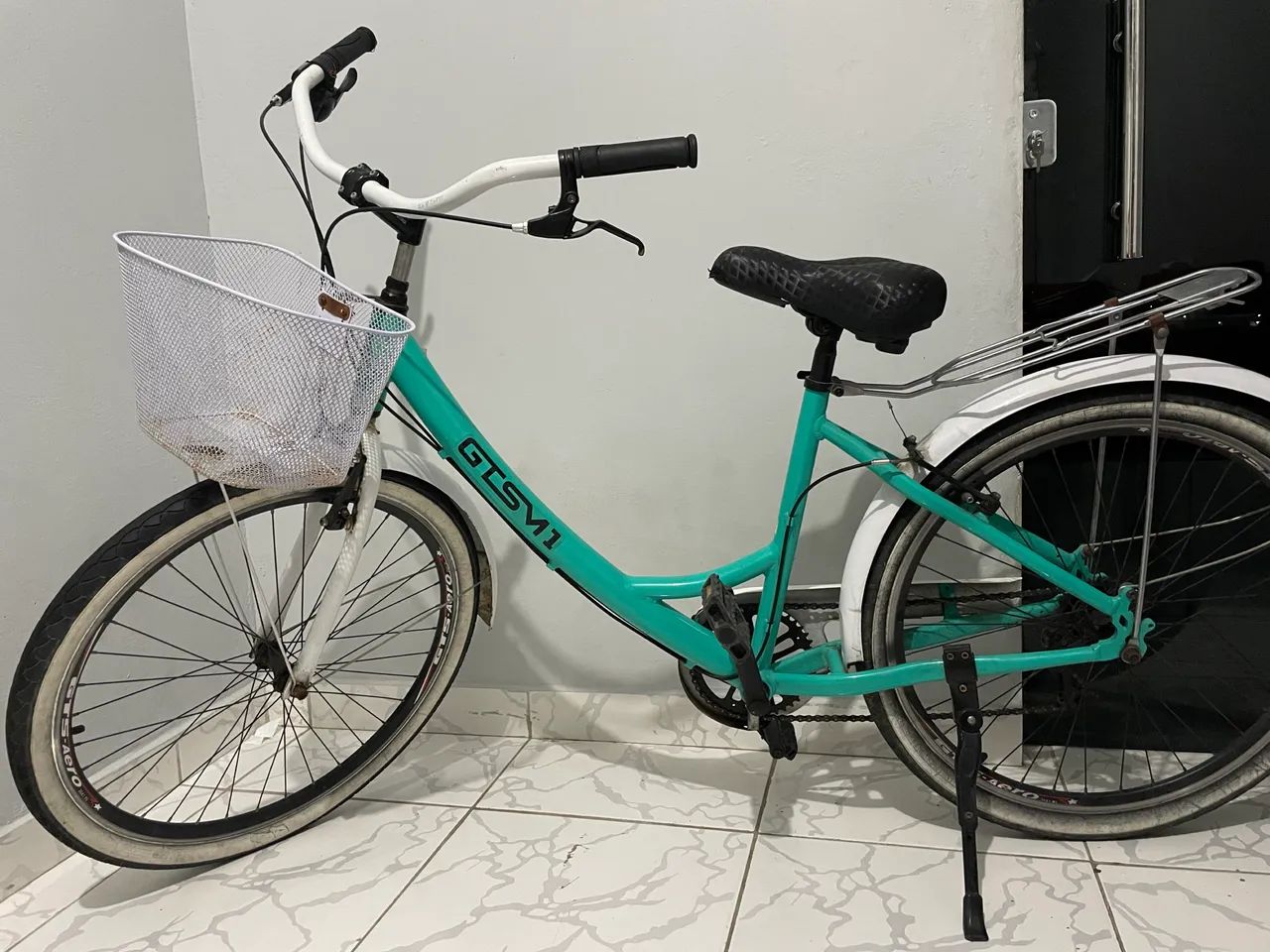 Bicicleta retrô seminova - Foto 3