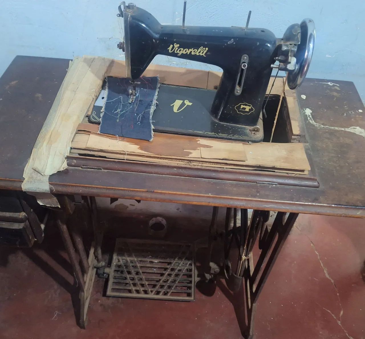 Máquina de costura Vigorelli