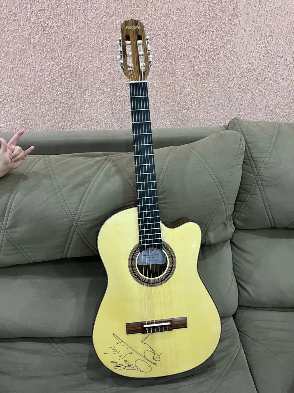 Violão com Autógrafo Rick e Renner  - Foto 4