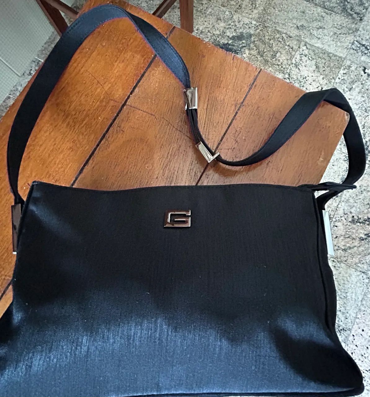 Bolsa preta em tecido - Foto 4