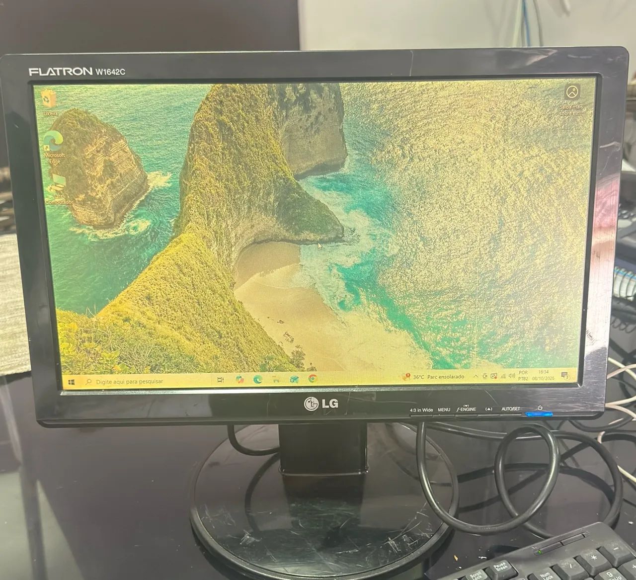 Monitor OLG 16 polegadas 