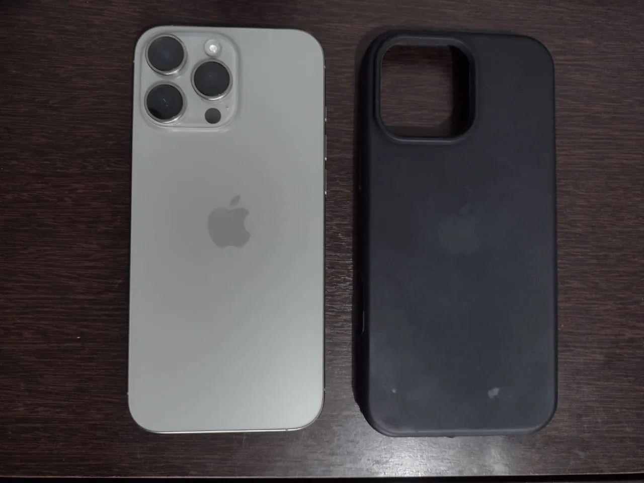 iPhone 16 pro max  - Foto 2